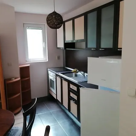 Near Paradise Centre Апартаменти Софія